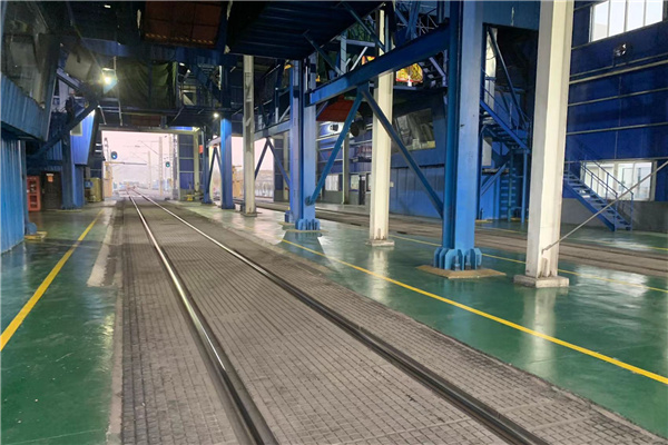 �þ�Ϊ�� �ȹ��徲������������.jpg