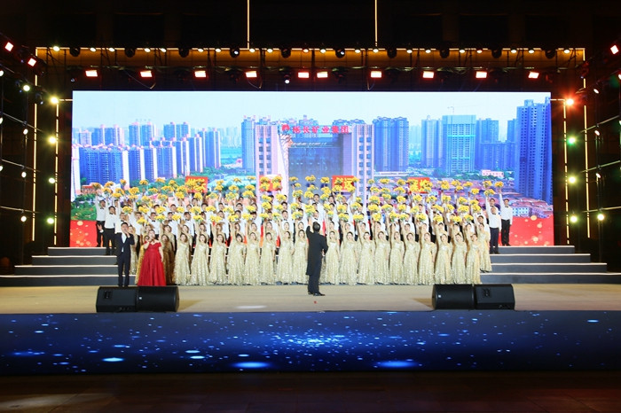 1685171905843879.jpg 8.文家坡矿代表队现场演出.JPG