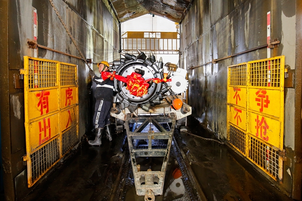 1690510894345905.jpg 2_¸±±¾.jpg