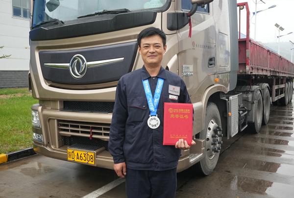 1696035882135967.jpg 1.jpg