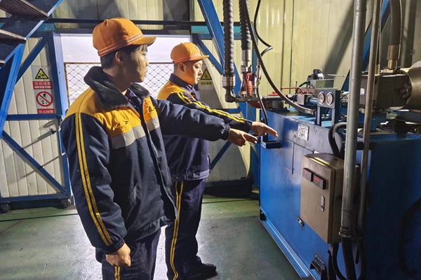 1700032977220772.jpg ¶Ô×°³µ×°±¸¾ÙÐÐѲ²é_¸±±¾.jpg