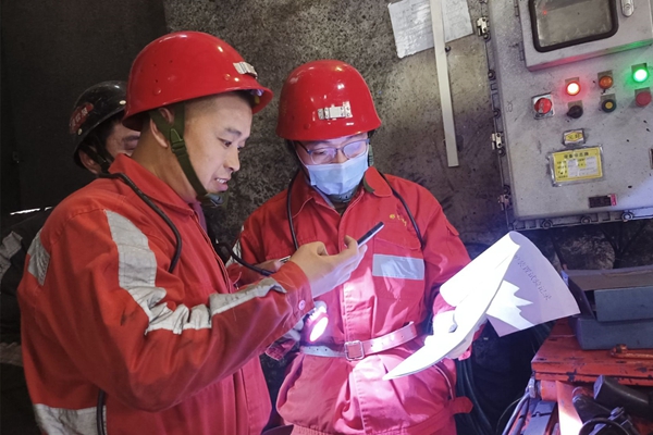 1708325785181383.jpg 2_¸±±¾.jpg