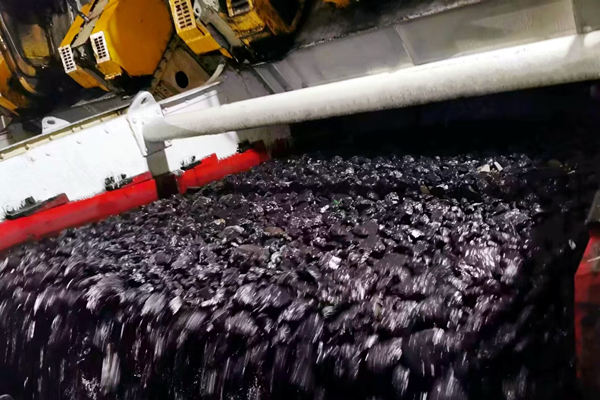 1718102906948815.jpg 3¡ª¡ªÄ±»®ÔöЧ ±¾Ç®½ÏÉÏÄê½µµÍ6.5%_¸±±¾.jpg