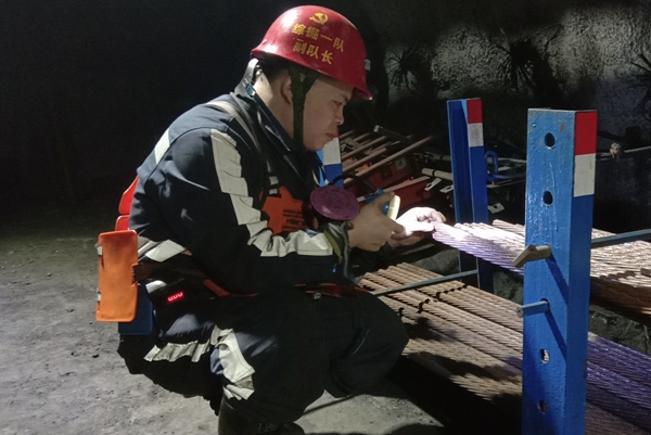 1728023319110006.jpg 3_¸±±¾.jpg