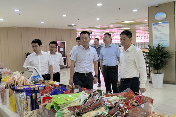 1750407468359667.jpg 魏书记.jpg