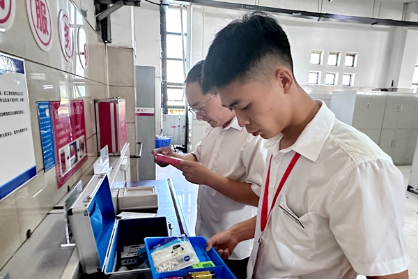 ��һ�κ�_����.jpg