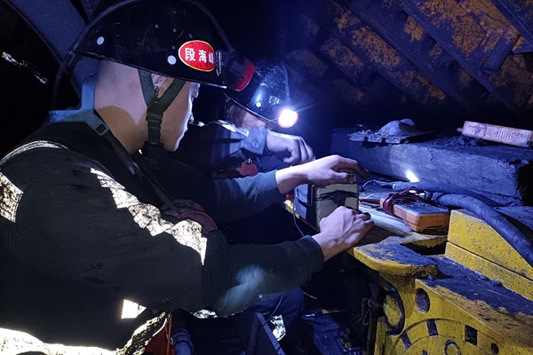 1758525975396822.jpg 2_¸±±¾.jpg